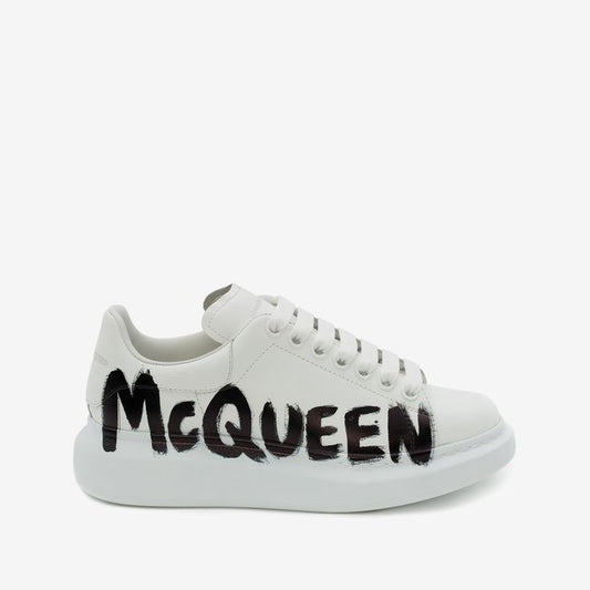 Alexander McQUEEN Oversized McQueen graffiti in Bianco/Nero